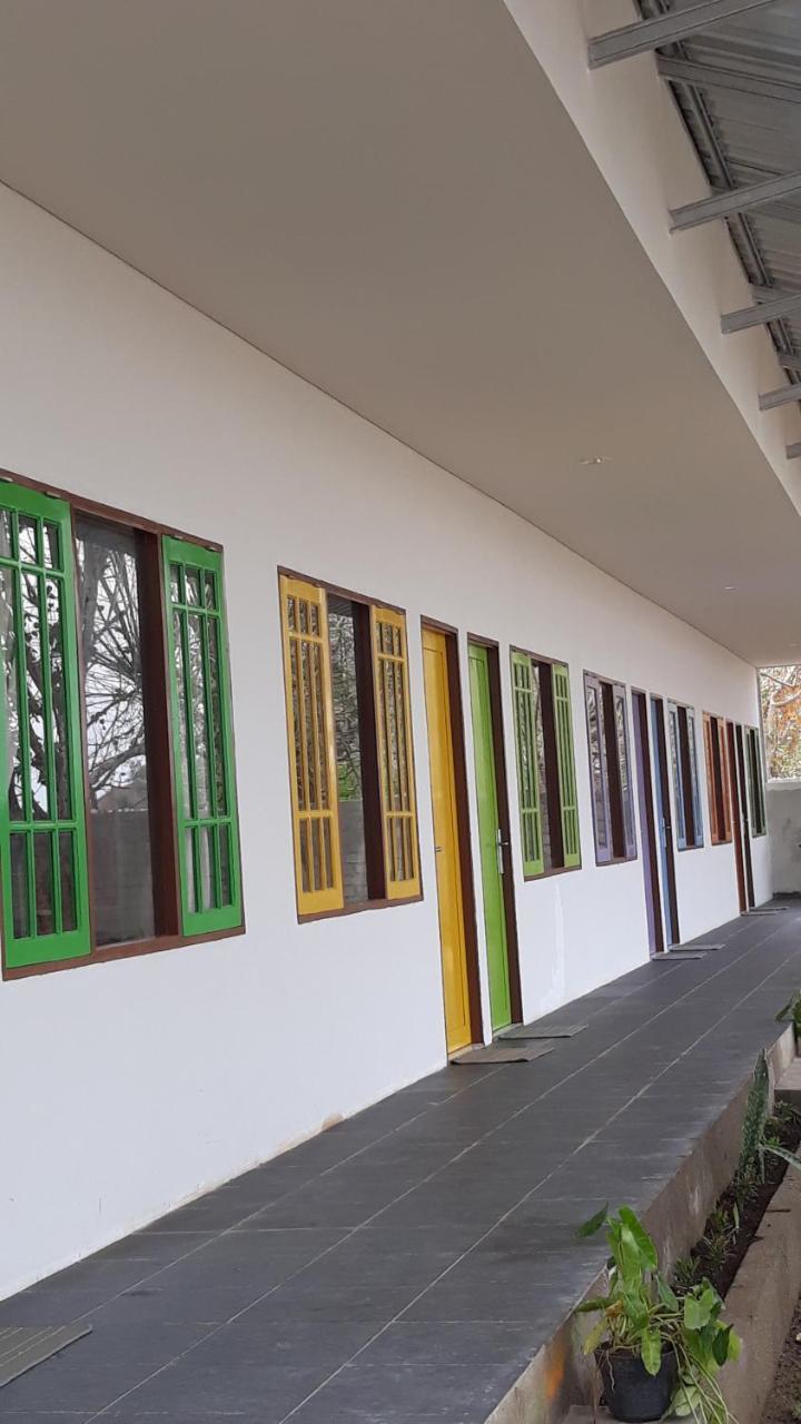 Bujang Lapuk Hostel Sekotong Εξωτερικό φωτογραφία